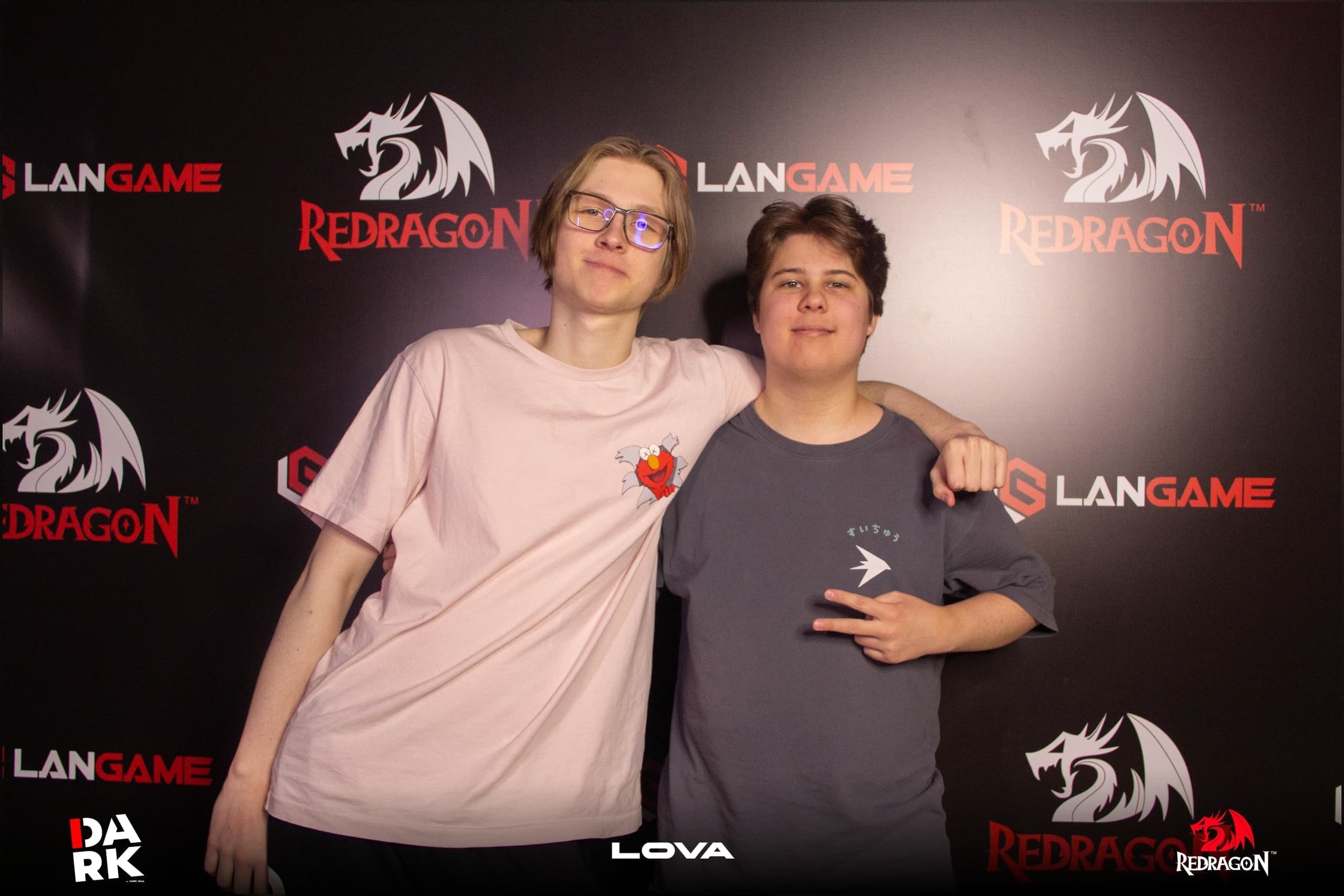 Победители турнира CS2 Wingman Cup в компьютерном клубе DARKWALL Санкт-Петербург — команда Doljnik1